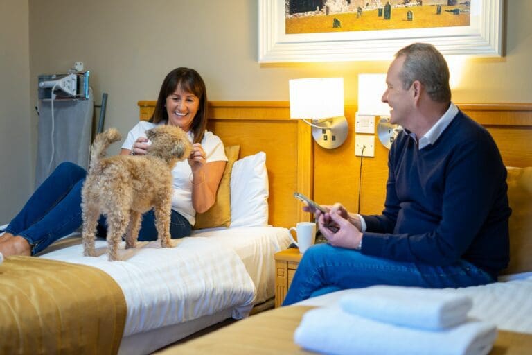 Paws Parent, Pet Friendly accommodation, Standard Rooms with mini kitchen or tea & coffee. Alternative to Enniskillen Hotels.