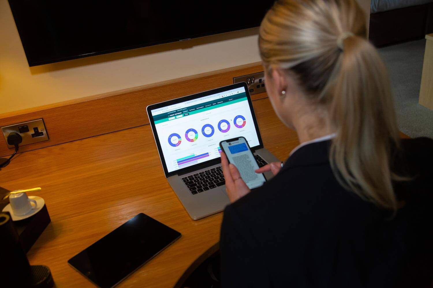 Luxury Accommodation Enniskillen - Executive Room 7 Workstation