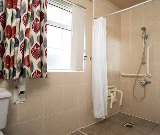 Enniskillen accommodation, Standard Rooms with mini kitchen or tea & coffee. Alternative to Enniskillen Hotels.
